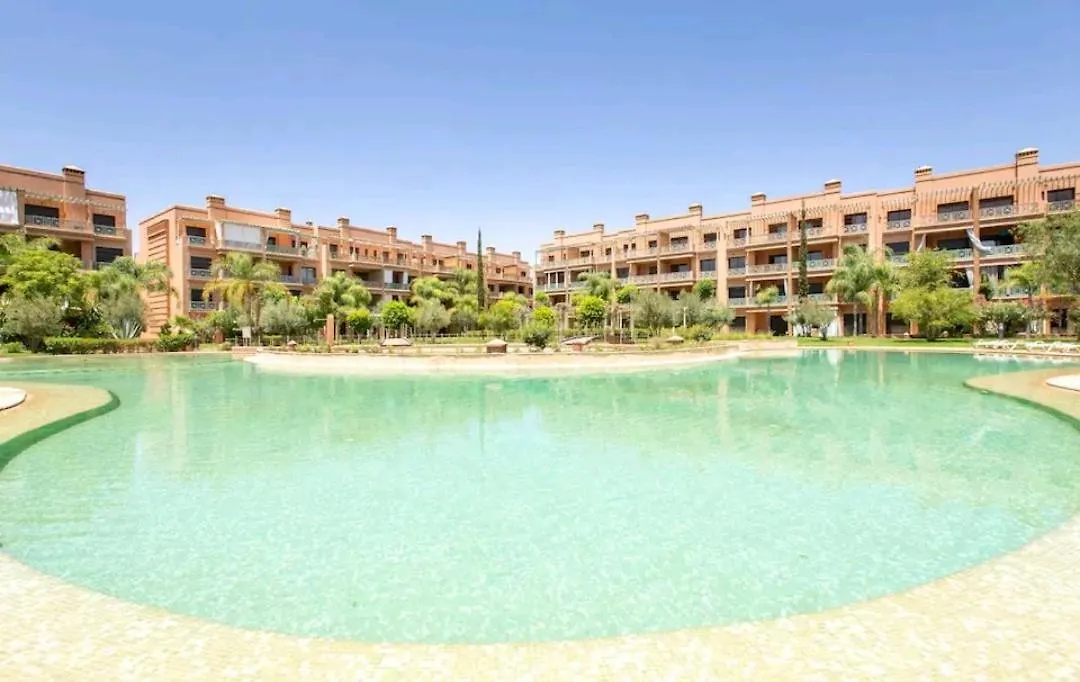 Chill On The Green Oasis Poolside Luxury Marrakesh